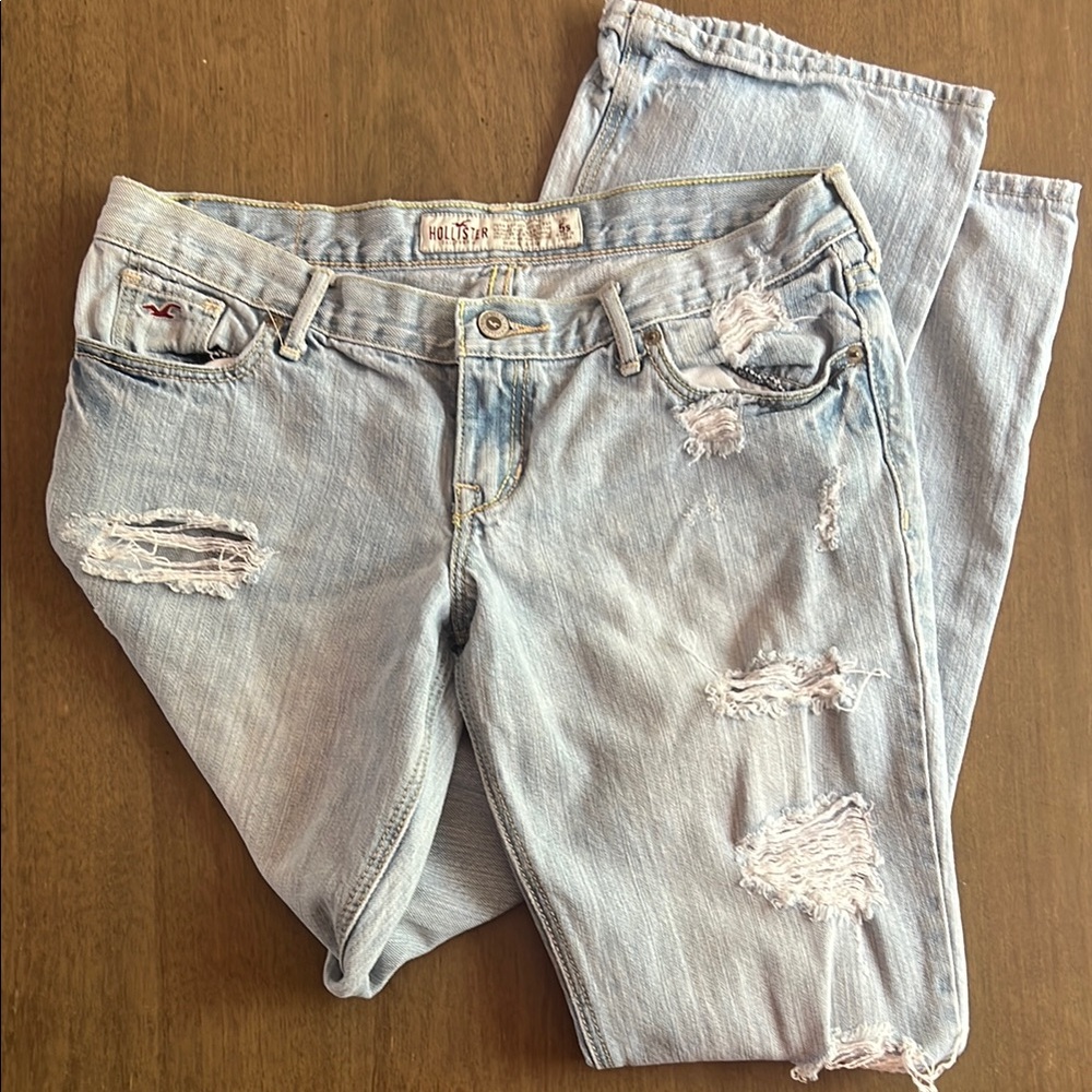 Trendy Hollister Y2K Ultra Low Rise Boyfriend Venice Boot Cut Distressed Jeans